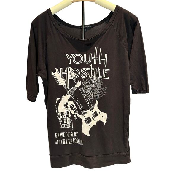 Women's Graphic T-shirt "Youth Hostile" Wide Neck 3/4 Sleeves EUC, Small - Picture 1 of 2